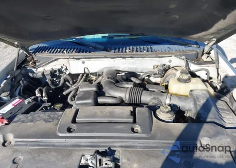 2008 Ford Expedition Xlt из США, поврежденный, VIN 1FMFU16588LA27766